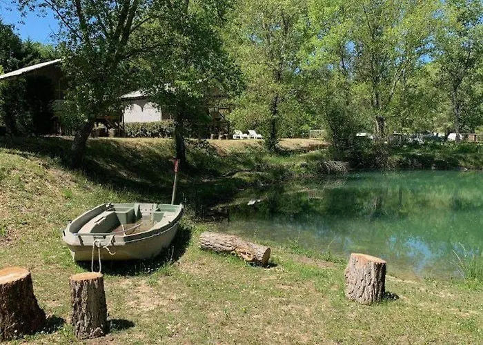 Mobil-home A Avec Terrasse - Api-1-52-258 Saint-Maime